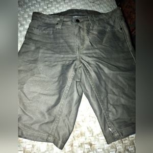 NWOT 32w Comune Denim Shortd